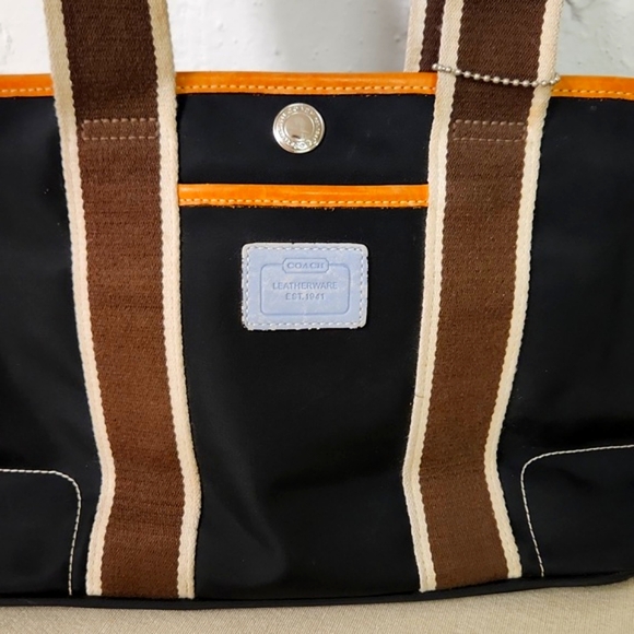 Vintage Coach Hampton Bag Dark Navy Shoulder Tote Bag Navy/ Tan Y2K - Picture 2 of 9